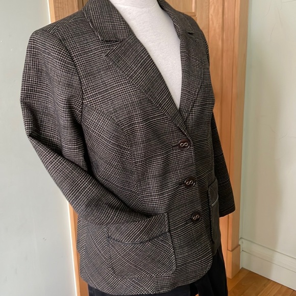 Lana Lee Vintage Pettite Black/Grey Plaid Short Jacket, Size 12 - Picture 2 of 16